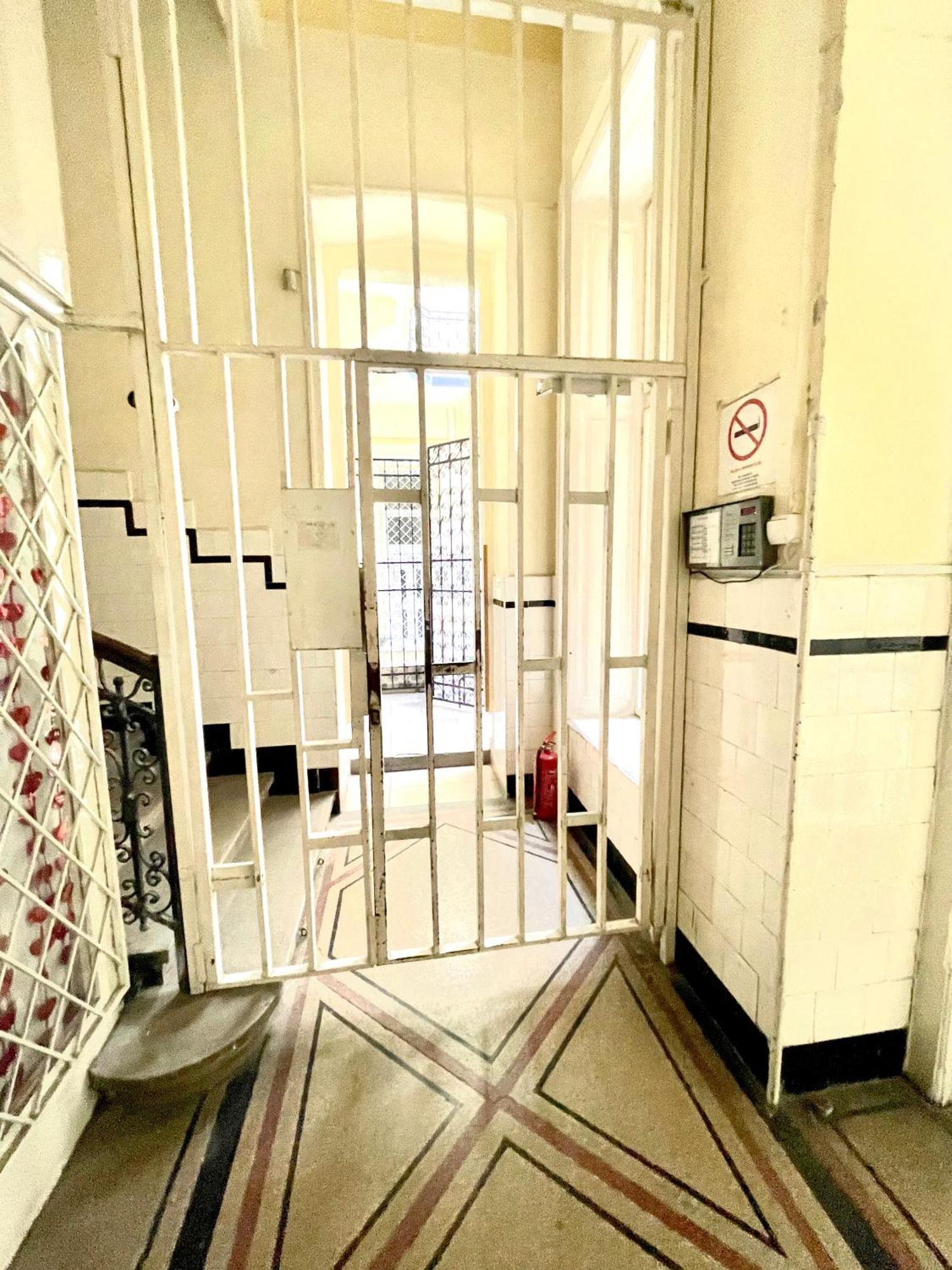 Amazing Swedish 3 Rooms Apartment In The City Center Budapest Ngoại thất bức ảnh